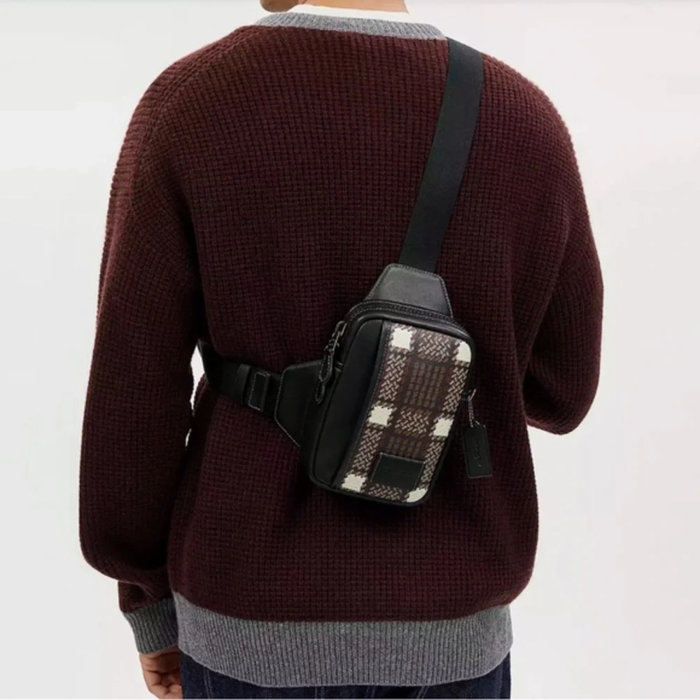 NWT COACH Edge L Pack With Plaid Print‎